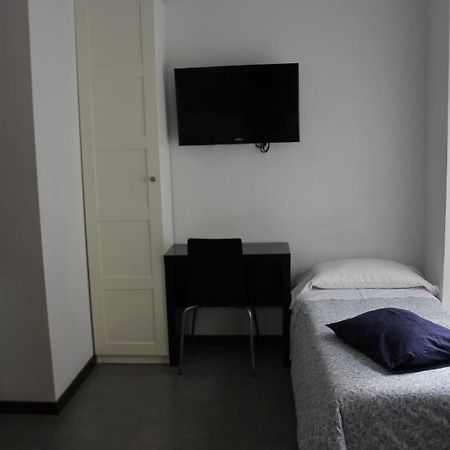 Hostal Cibeles Madrid Exterior foto